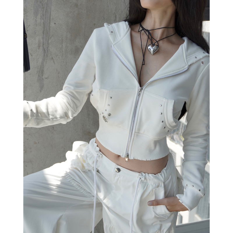 STUDDED HOODIE - LINISS