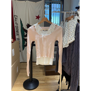  Brandy Melville Mckenna rare pink top  Áo thun dài tay màu hồng coquette phong cách thu đông  