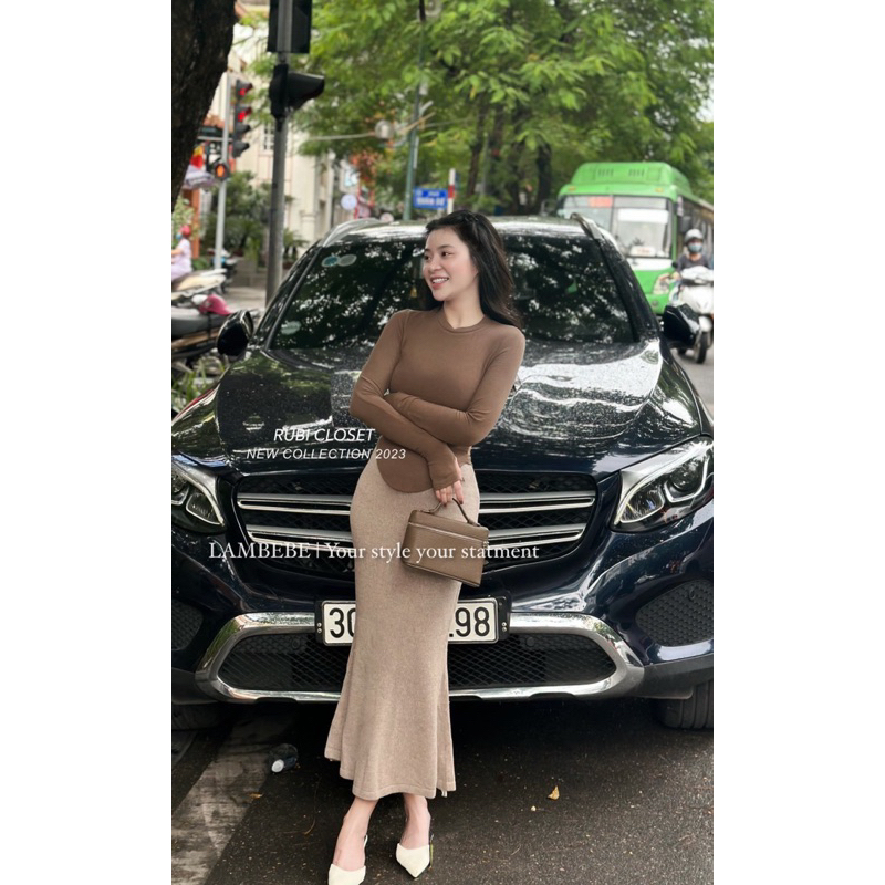 Set áo thun chân váy len