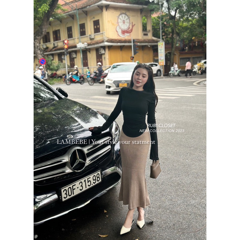 Set áo thun chân váy len