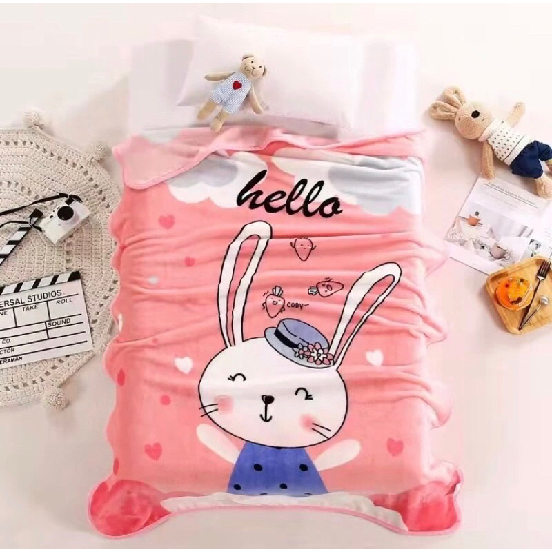 Chăn lông cho các bé ngủ, chăn tuyết văn phòng vải nhung chất tuyết nỉ nhung - Kích thước 1m x 1m4