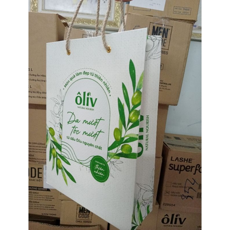 Túi giấy đựng quà
