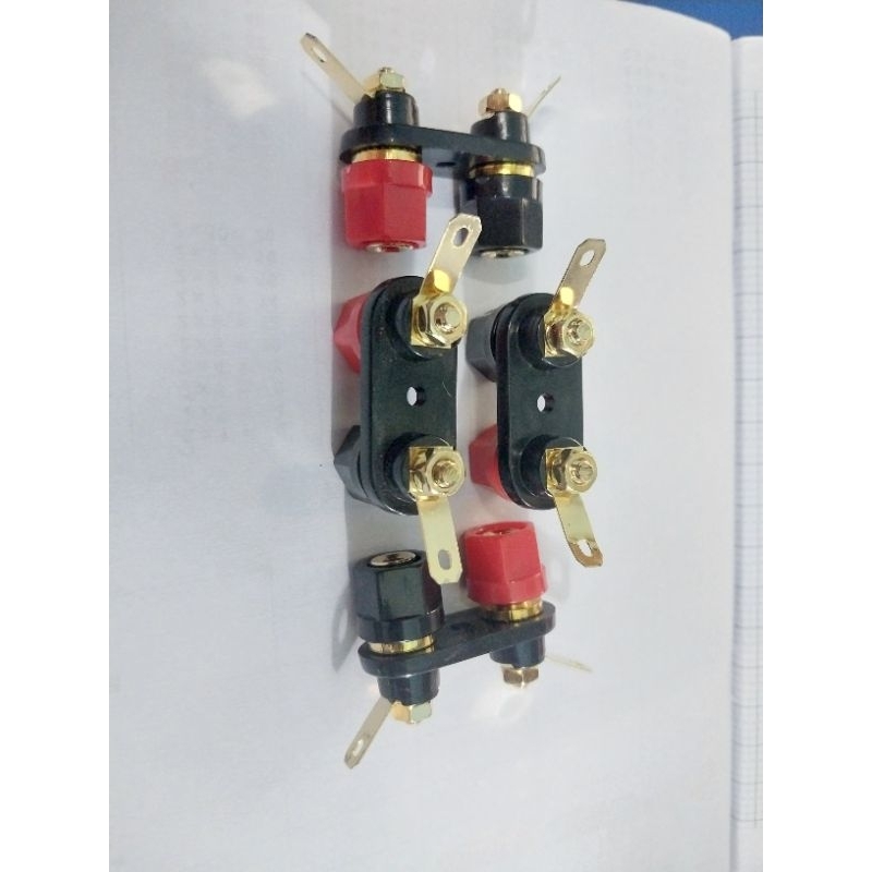 Trạm loa -Cọc loa đôi hai màu đỏ đen