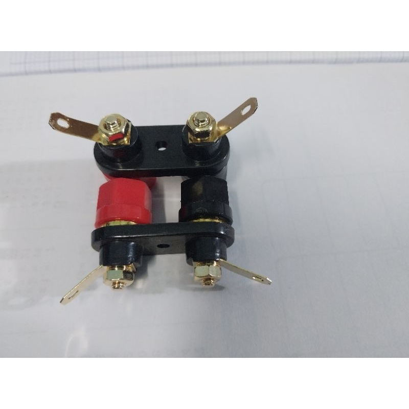 Trạm loa -Cọc loa đôi hai màu đỏ đen