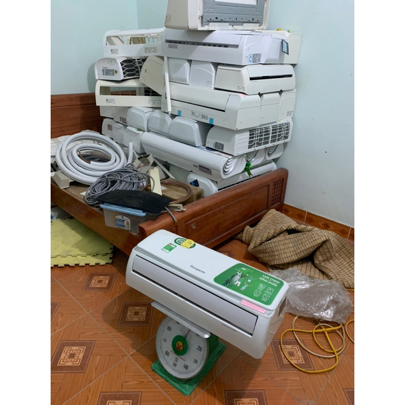 Vỏ máy lạnh trưng bày còn đẹp