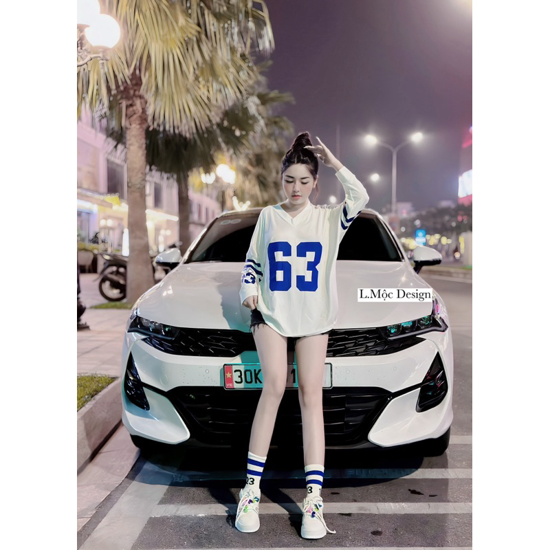 Áo thể thao nữ phom rộng chùm mông kèm tất hàng nhập loại 1