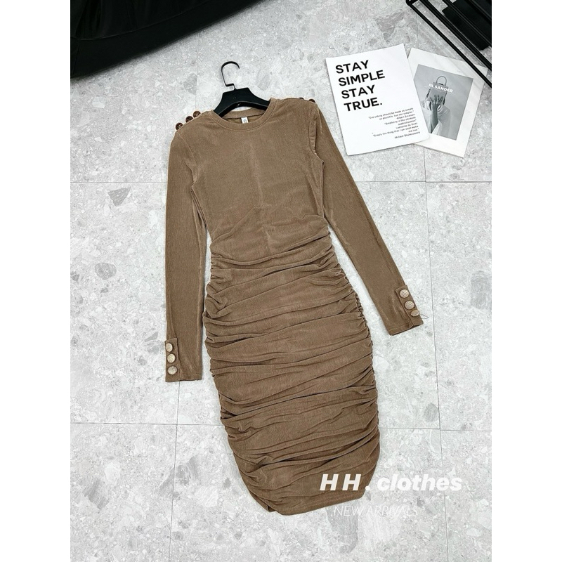 Váy body nhún khuy đồng đính vai qc