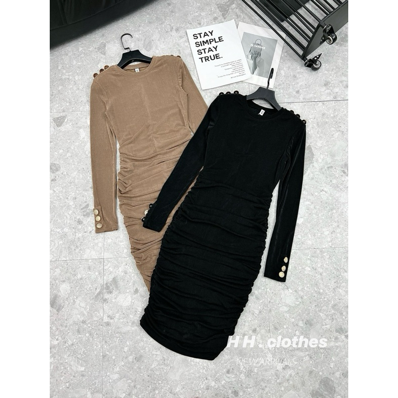 Váy body nhún khuy đồng đính vai qc