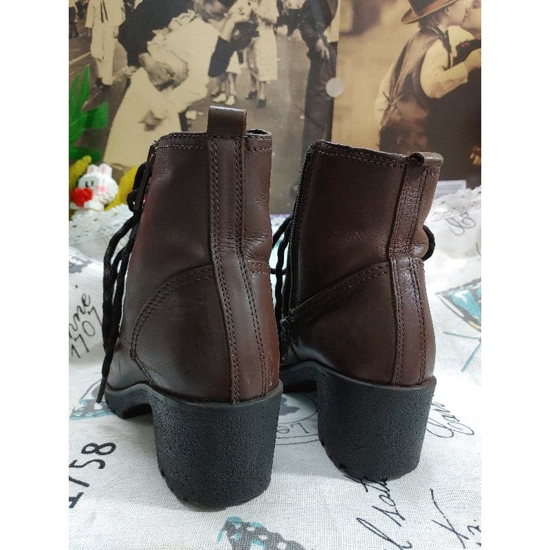 Giầy bốt da hiệu FLEXX size 36-37 gót cao 5phân  si tuyển 2hand
