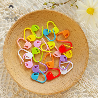 Móc đánh dấu len