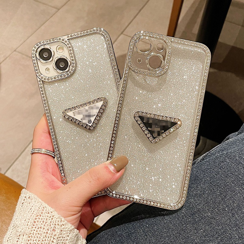 Ốp lưng nhũ đính viền đá bling gắn TAM GIÁC PRA DA cạnh vuông chống bẩn cho i phone 7 đến 15promax