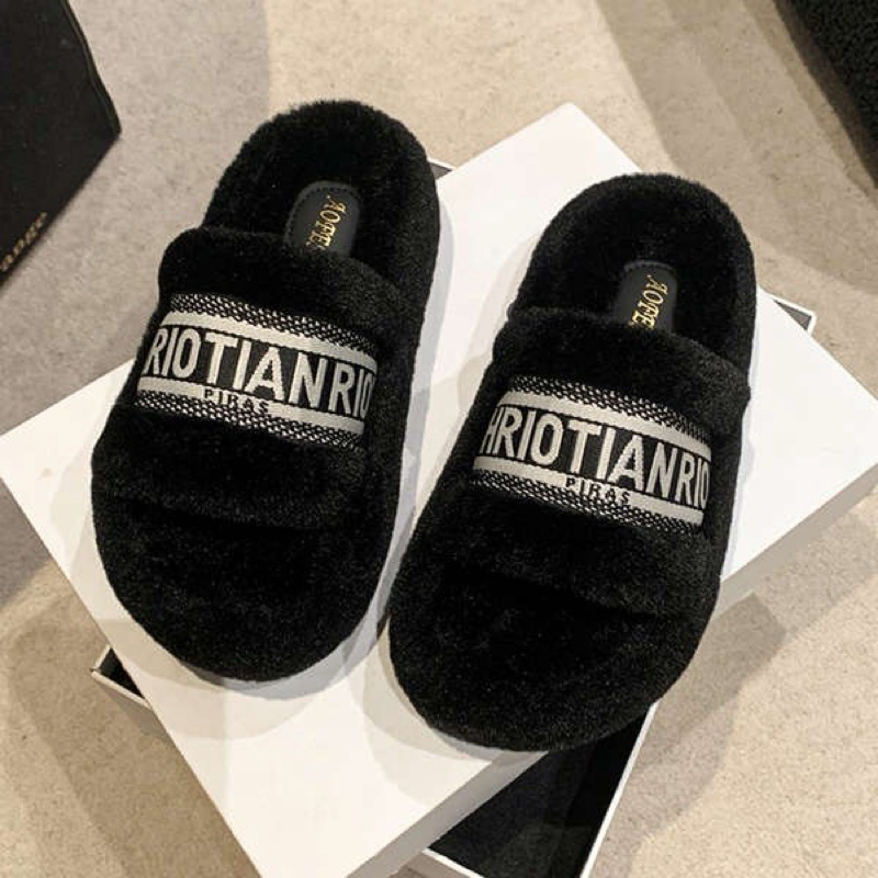 Dép Lông quai chữ qc full box