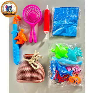 Set câu cá gồm hồ phao chứa nước, giỏ câu, cần câu có trục kéo, vợt cá ,cá và bơm cho bé
