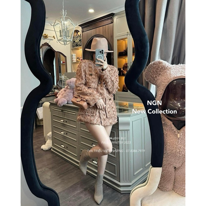 Áo dạ nâu Tây hot hit Kim Anh Bùi