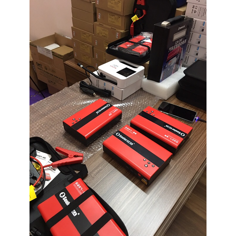 KÍCH BÌNH BƠM LỐP KẸP THÔNG MINH : 99.800mAh CHÍNH HÃNG SOULOR