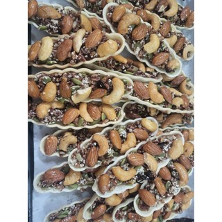Bánh thuyền mix hạt