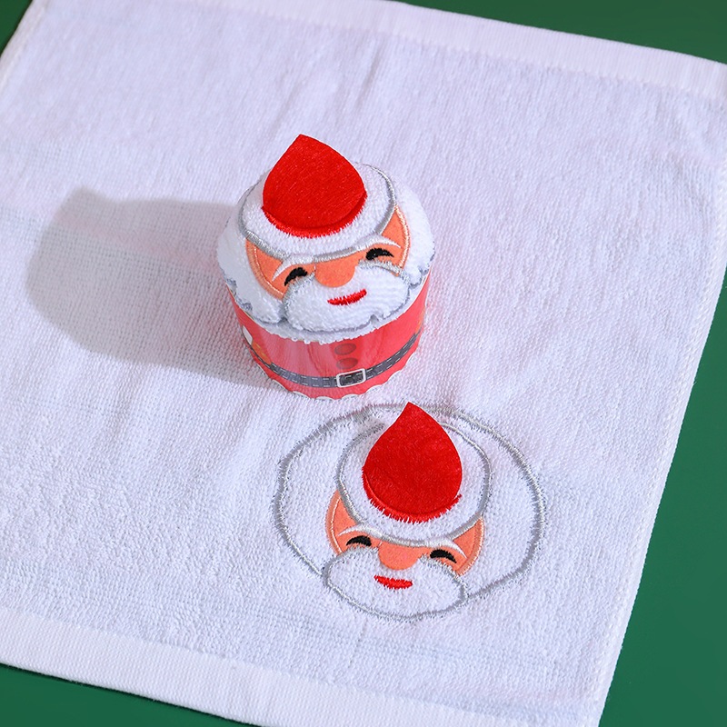 Khăn mặt cotton đáng yêu hình bánh cupcake chủ đề Noel / Giáng sinh