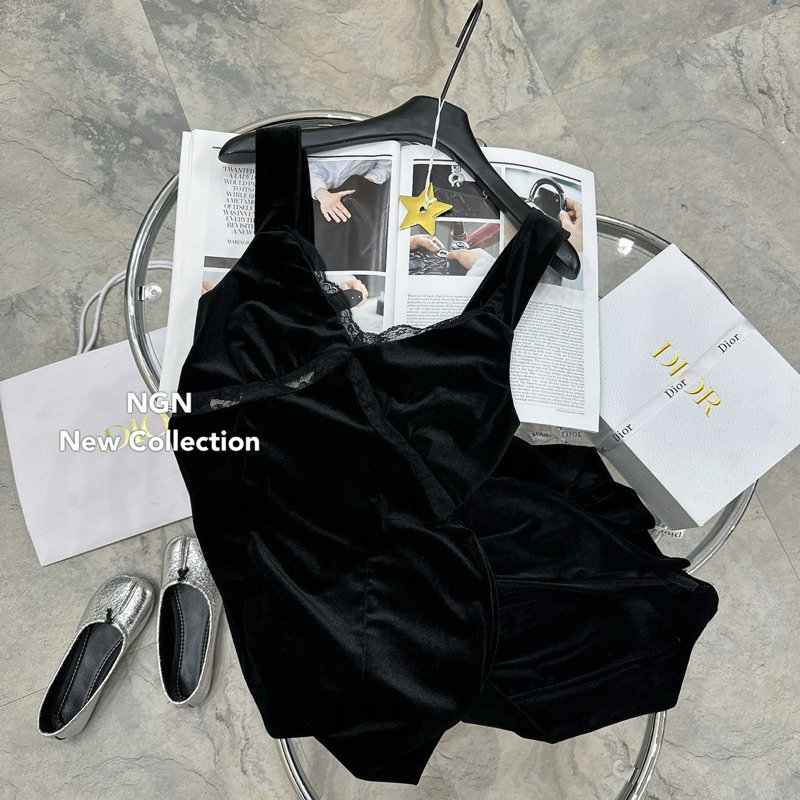 Váy nhung phối ren dáng dài Kim Anh Bùi