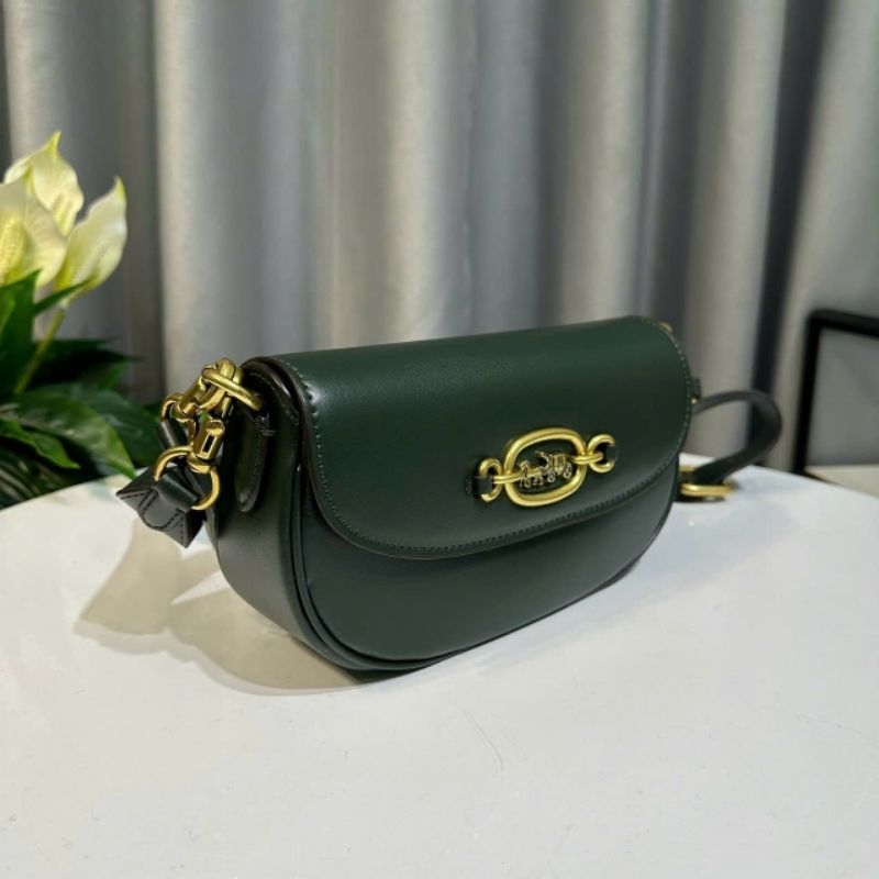 Về thêm màu mới✨✨Coach Harley Crossbody bag✨✨ CM702🌟Mẫu coach dáng bầu đơn giản, dễ phối