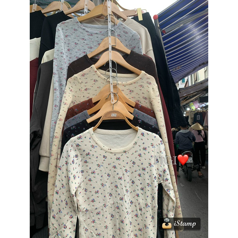 Áo len tăm hoa nhí hàng qc