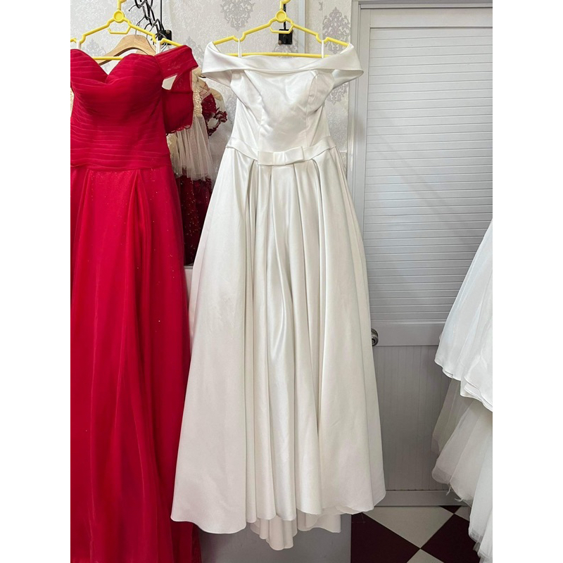 Váy cưới ngắn trắng/màu size trung bình; váy cưới đi bàn; váy chụp hình ngoại cảnh;...