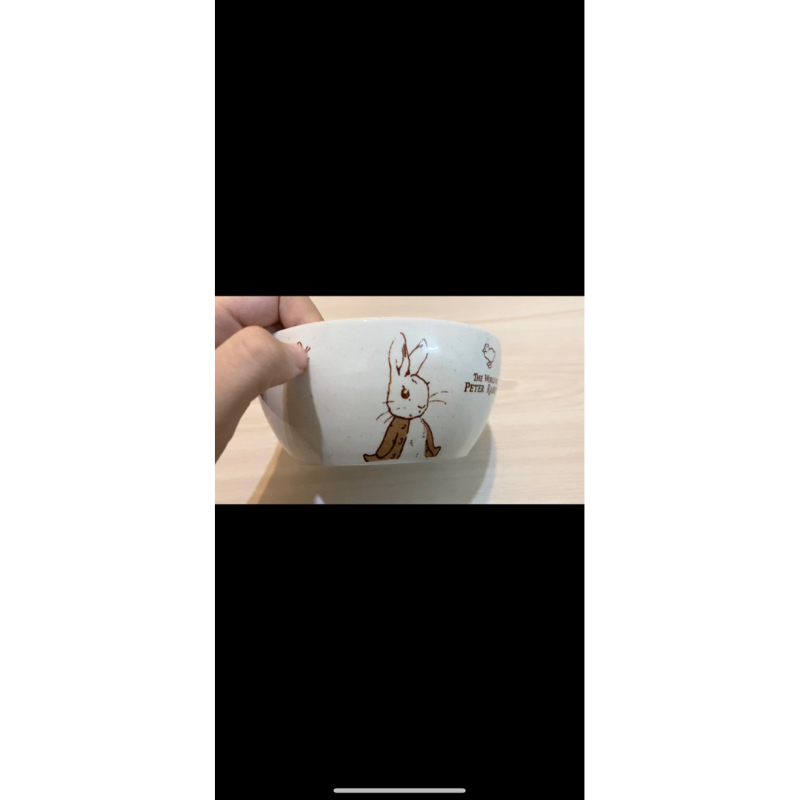 Bát thỏ peter men tiu