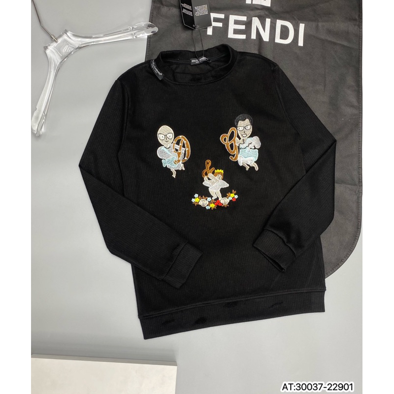 Áo len rách hoạ tiết thêu logo phối màu sang chảnh cho ace