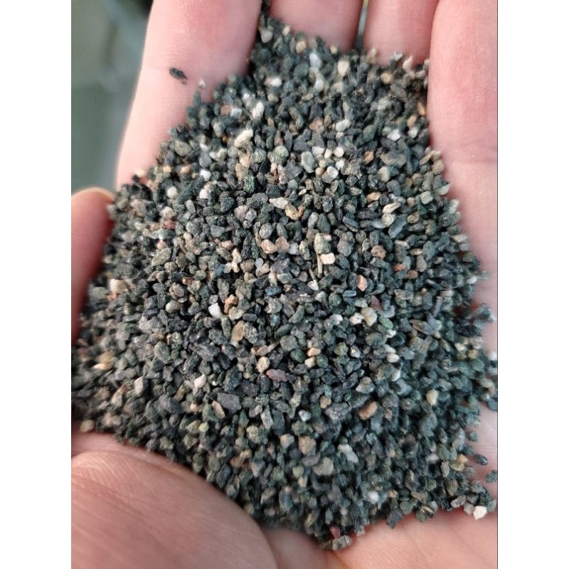 Cát thạch anh đen phủ nền, trang trí hồ thủy sinh 1kg