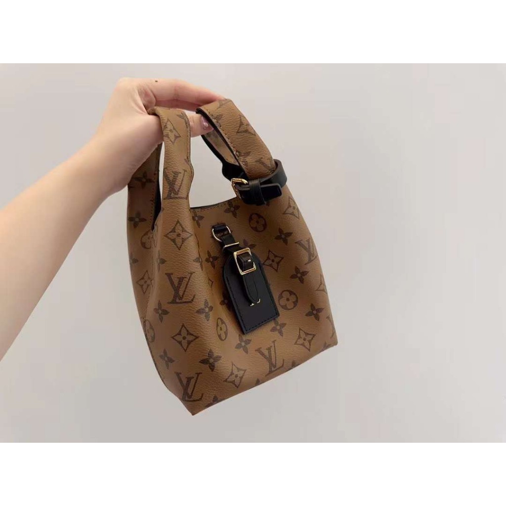 TÚI LV PICOTIN SZ18 DA BÒ