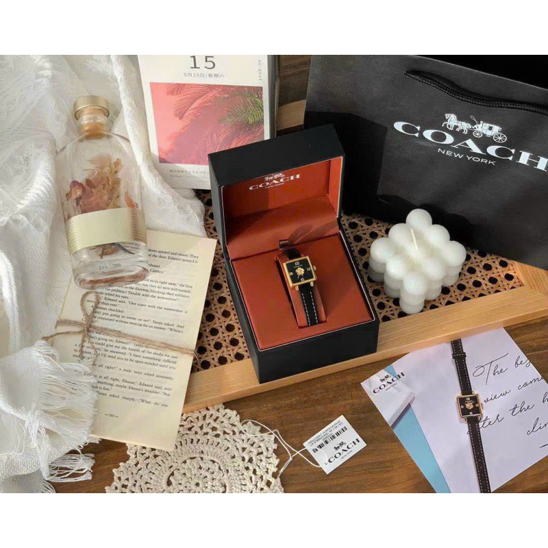 Đồng Hồ Nữ Coach 14503695 họa tiết hoa trà nhỏ xinh lên tay cực yêu ạ