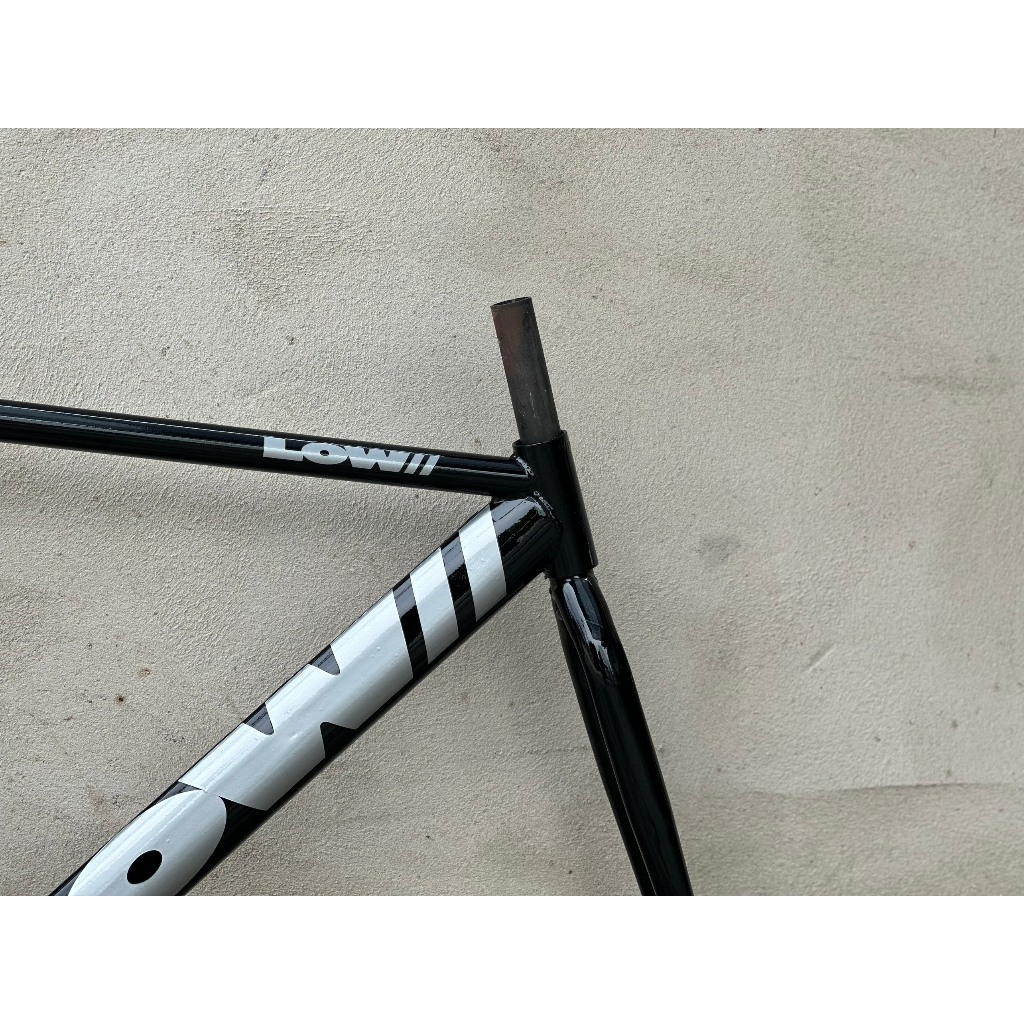 Khung Phuộc CustomPaint Low2