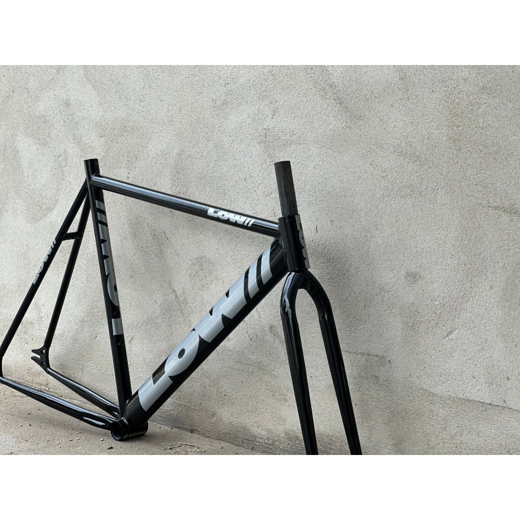 Khung Phuộc CustomPaint Low2