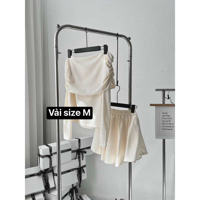 Set áo len bẹt vai tay dài mix chân váy dáng xoè