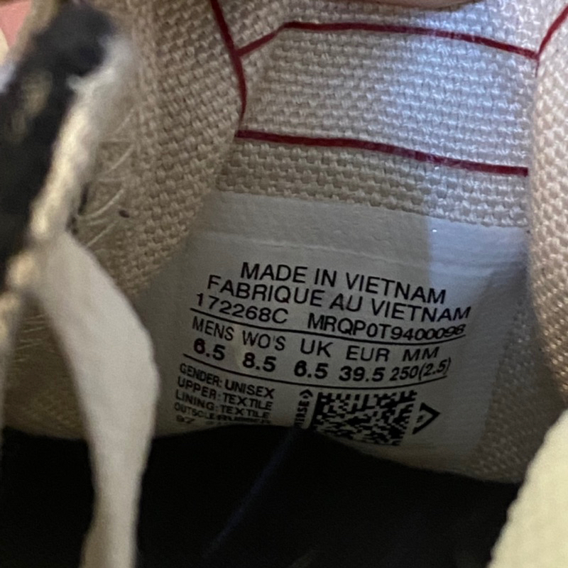 Giày chính hãng đã qua sử dụng