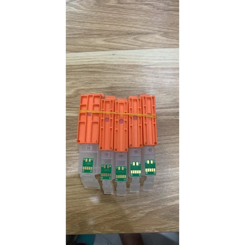 Bộ tép.mực 5 màu Đã Có Chíp cho.máy in canon 6770.6860..ko có bình và dây dẫn lưu ý trọn đúng mã máy .