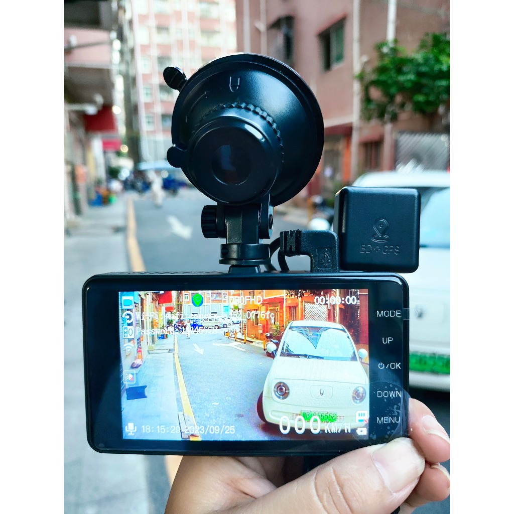 Camera hành trình ô tô Wifi A8 Plus xem qua điện thoại, ghi hình trước sau kèm tốc độ, độ phân giải Full HD