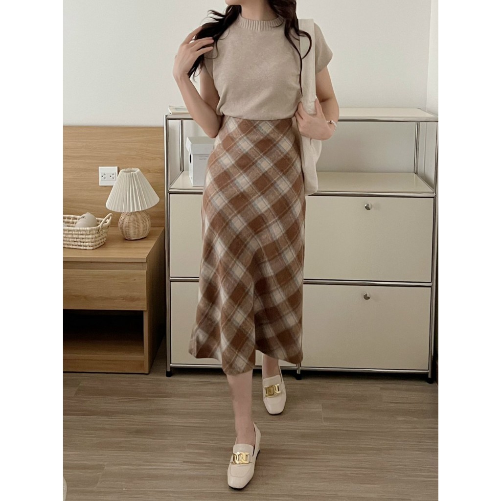 Chân Váy Dạ Kẻ Ô Caro Bản To Xẻ Sau Dáng Dài, Labibi