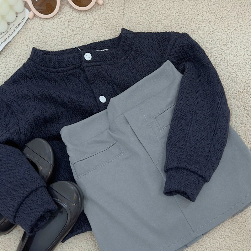 Set áo len than thêu thỏ mix cv ghi bé gái