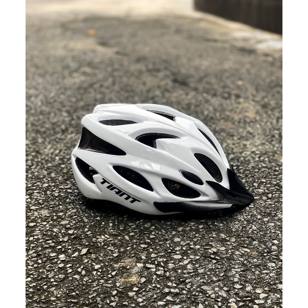 NÓN BẢO HIỂM THỂ THAO TIANT D08 MÀU TRẮNG BÓNG CHÍNH HÃNG