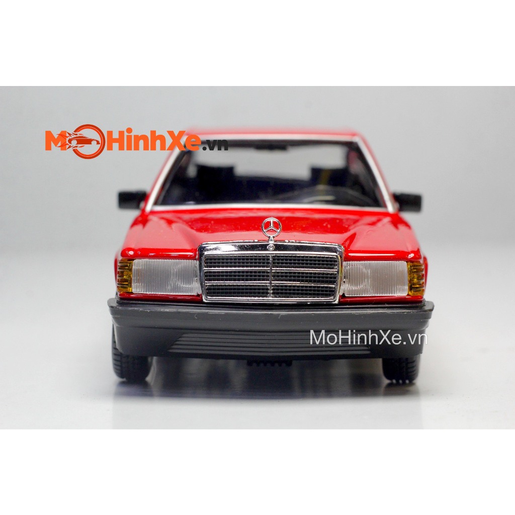 MÔ HÌNH XE MERCEDES-BENZ 190 E 2.6 1:24 BBURAGO