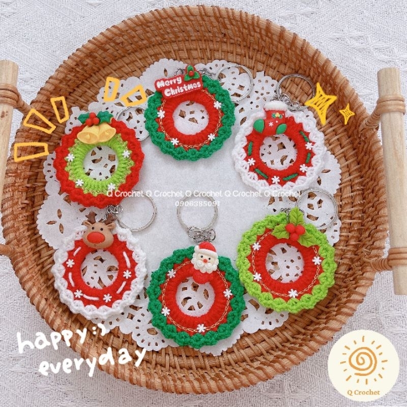 Móc khóa Noel Vòng Nguyệt Quế bằng len handmade làm quà tặng, treo cây thông