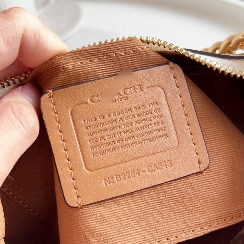 Túi Coach Teri Shoulder Bag