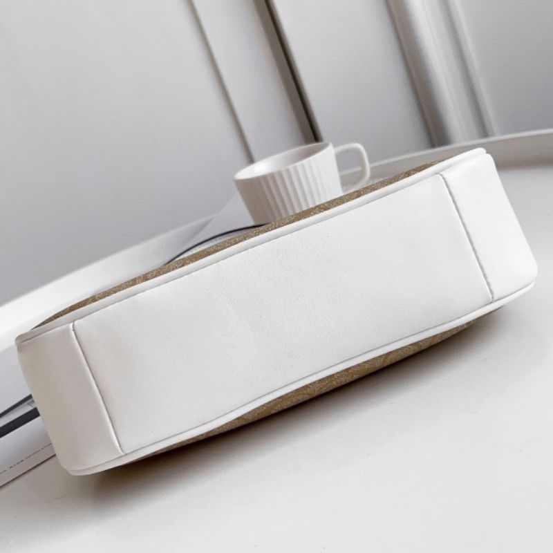 Túi Coach Teri Shoulder Bag