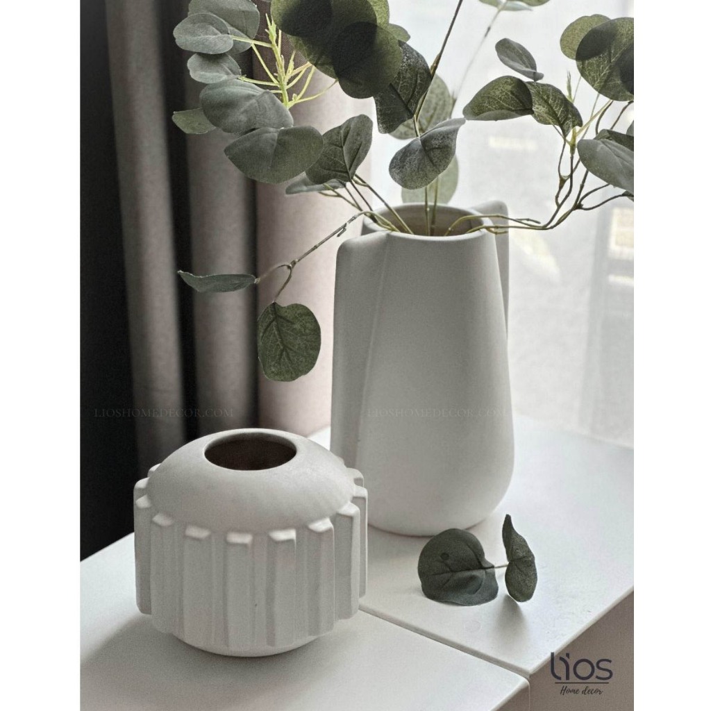 Bình hoa gốm trắng phong cách japandi | Lios Home Decor