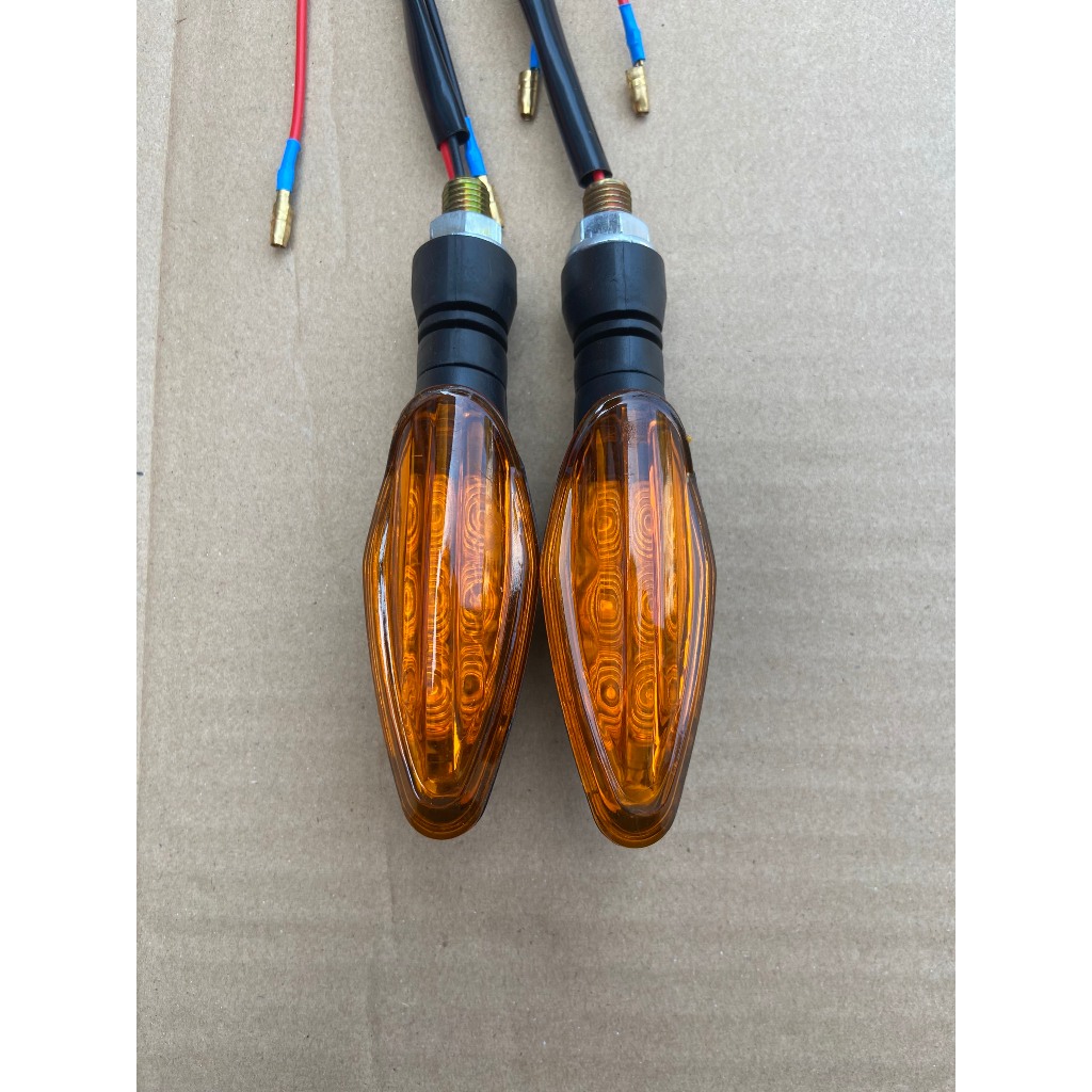 Xi Nhan xe Xmen Zin sơi đốt led giá 1 đôi