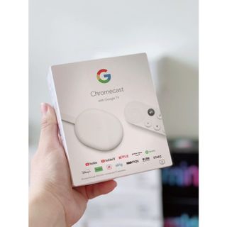 Google Chromecast with Google TV, chất lượng 4K HDR, ra lệnh Tiếng Việt