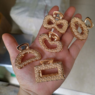 Set 5 Kẹp Tóc Nữ Vân Nổi Màu Vàng Mới