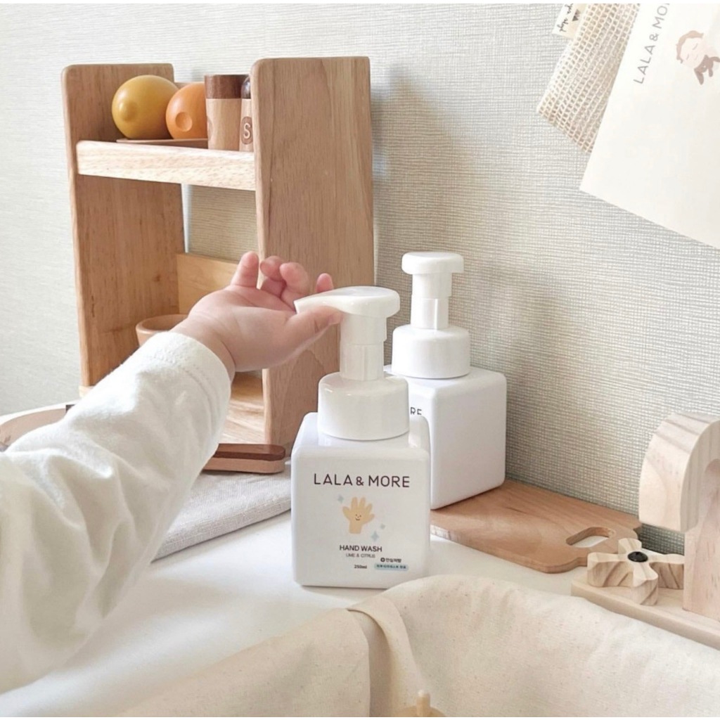Nước rửa tay hữu cơ Lalamore Hàn Quốc cho bé