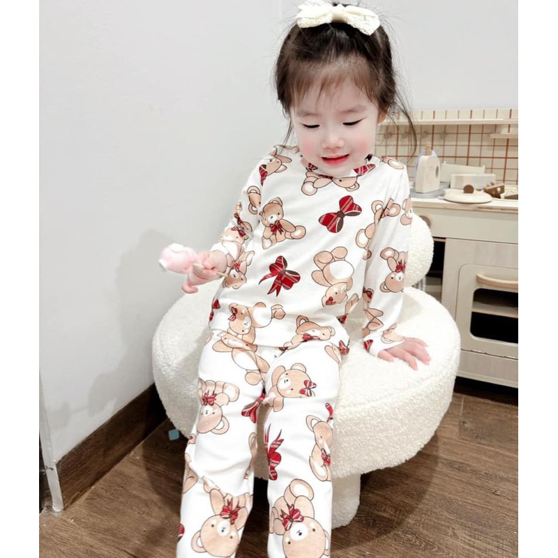 Set 2 bộ gấu bé gái