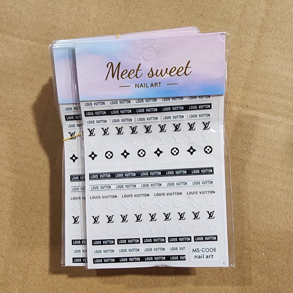 Sticker dán móng, sticker thương hiệu trang trí móng trend mới